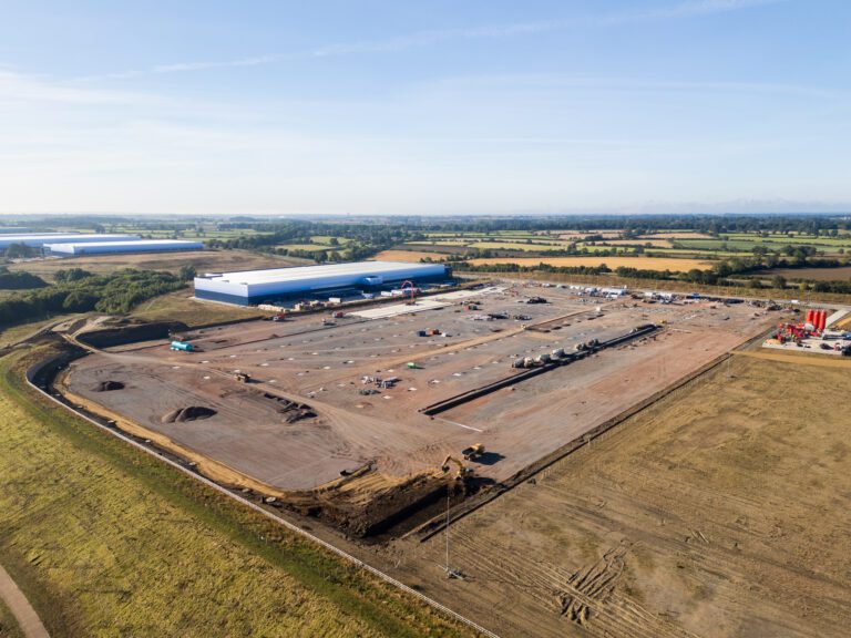 Latest Photos - MPN 761 1